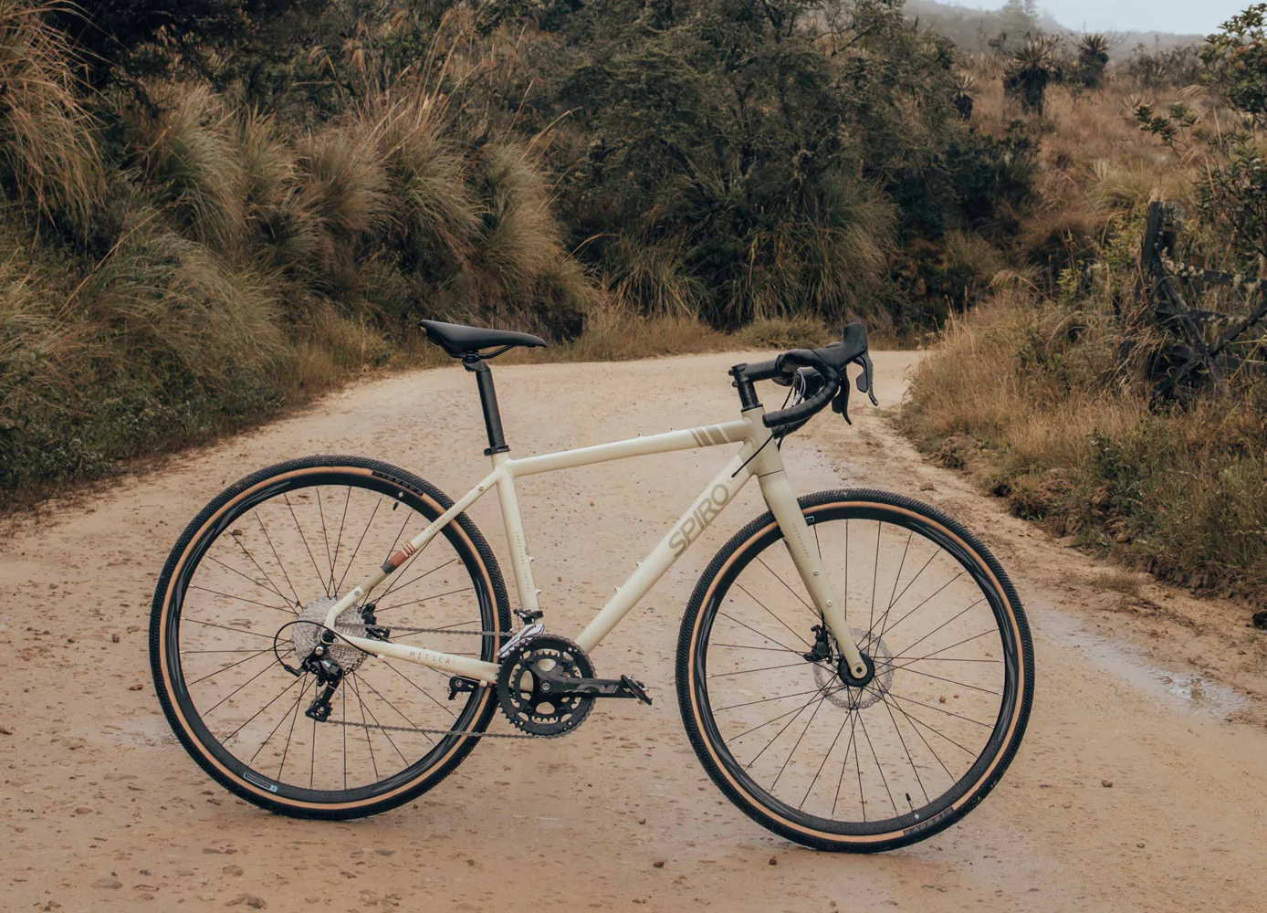 Bicicleta de gravel MÍTICA en aluminio 2x9 vel. - Image 4