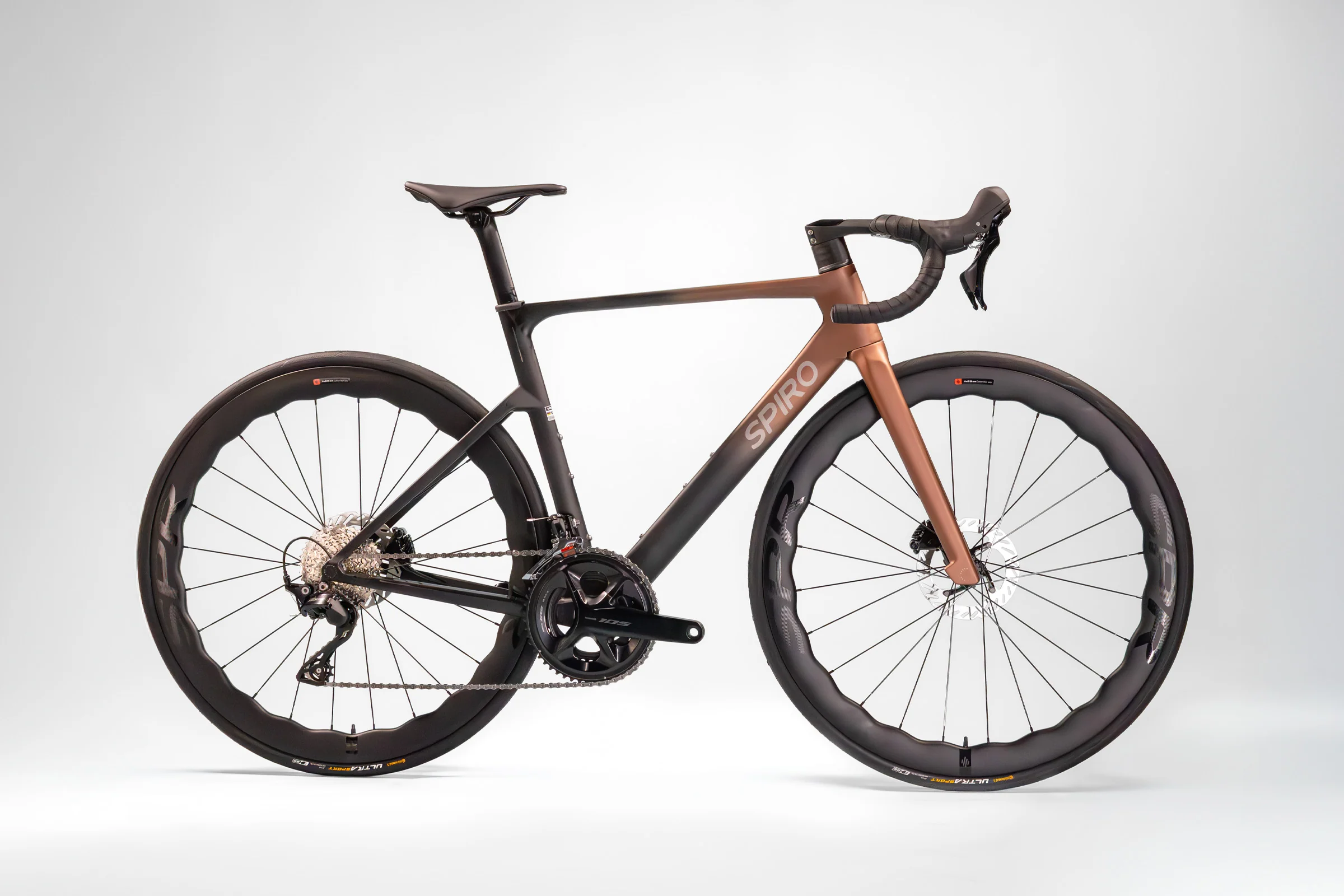 Bicicleta de ruta LEGEND SL en carbono Shimano 105