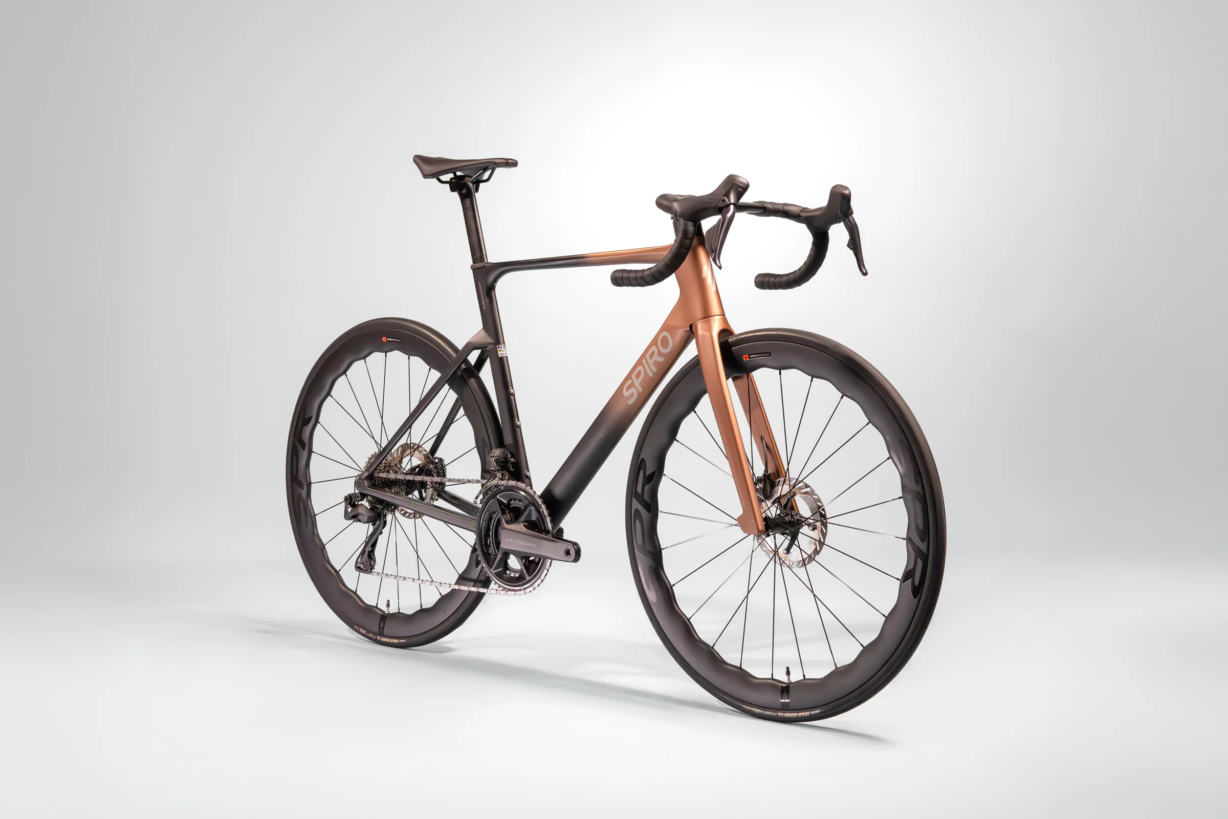 Bicicleta de ruta LEGEND SL en carbono Shimano Ultegra DI2 - Image 2