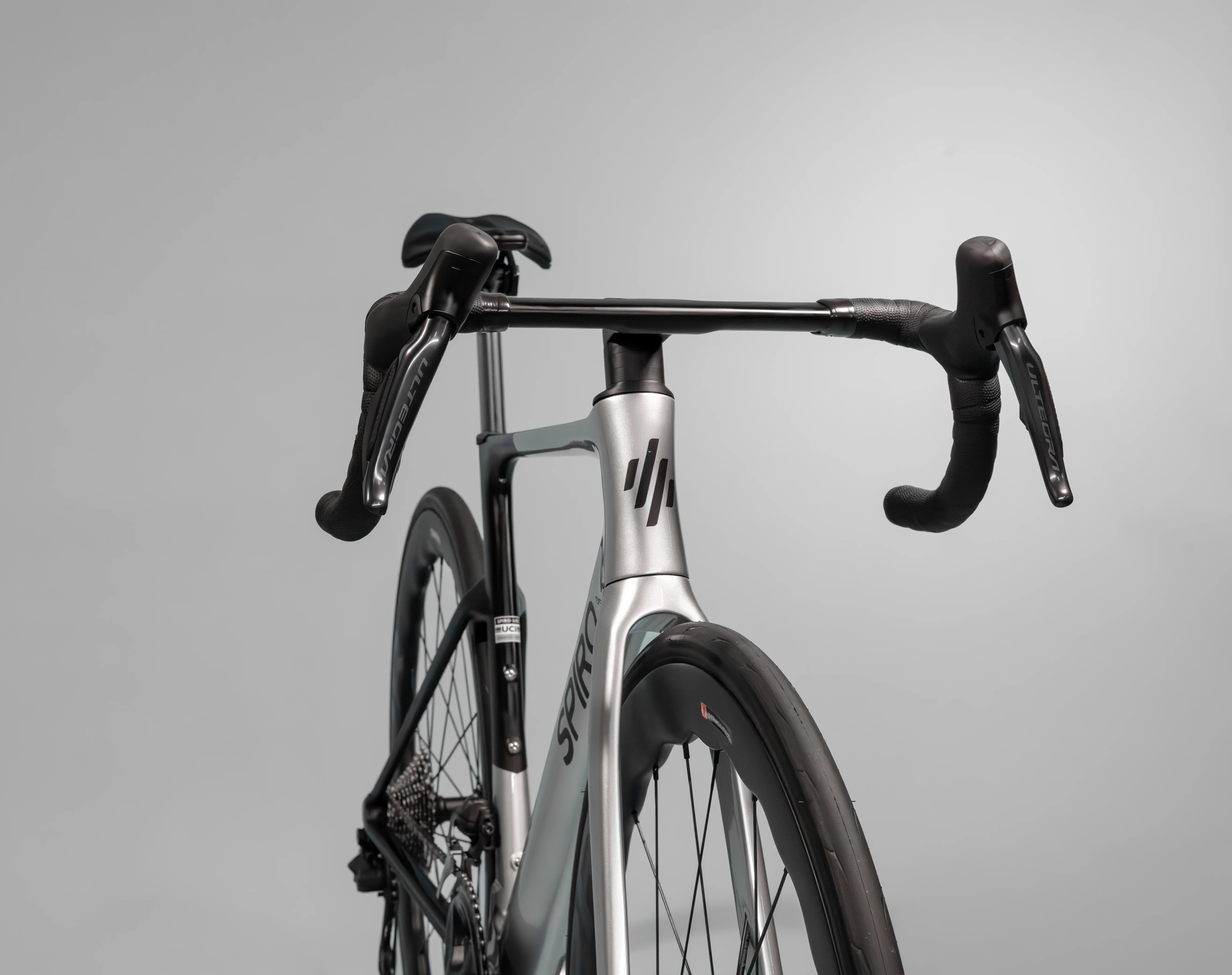 Bicicleta de ruta LEGEND SL en carbono Ultegra DI2 - Image 16